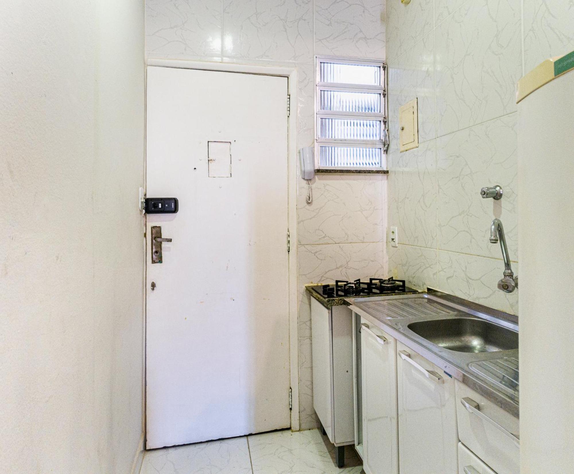 Studio Completo Na Praia De Copacabana Com Ar, Wifi, Netflix, Ate 4 Pessoas, Fundos Claro E Silencioso, Pauloangerami Pj135 Rio de Janeiro Dış mekan fotoğraf