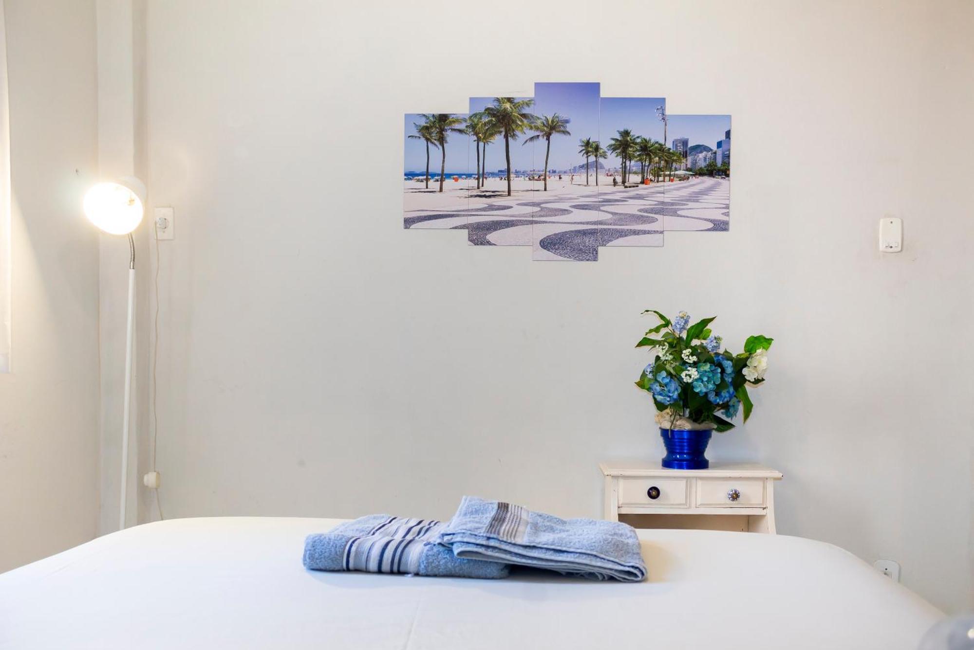 Studio Completo Na Praia De Copacabana Com Ar, Wifi, Netflix, Ate 4 Pessoas, Fundos Claro E Silencioso, Pauloangerami Pj135 Rio de Janeiro Dış mekan fotoğraf